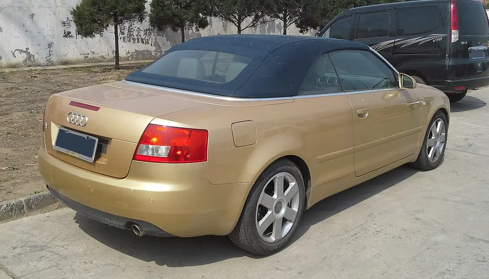 Audi A4 Cabriolet 2003 · 1.8 L · 4 cylinders · Premium Gasoline · Automatic (variable gear ratios) · 2MODE · Front-Wheel Drive