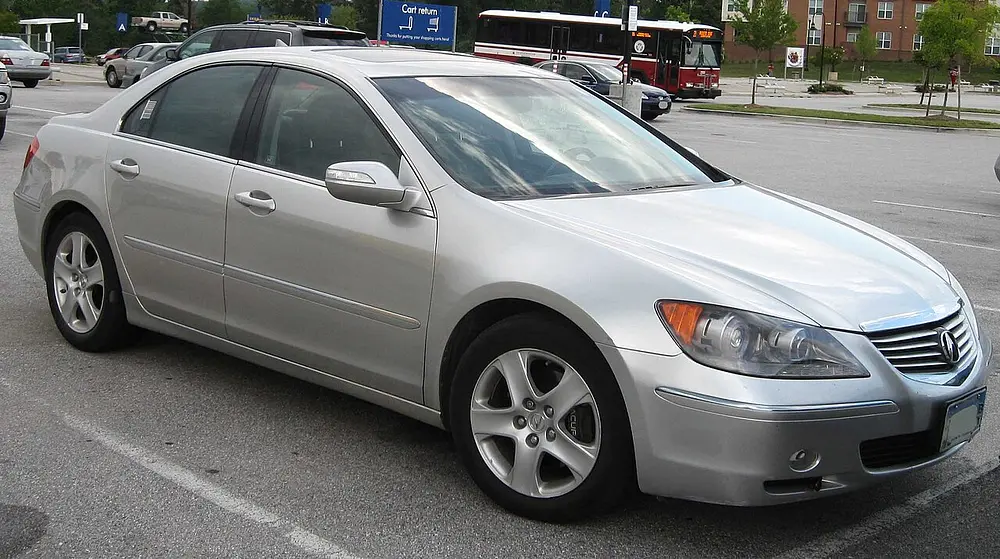 Acura RL 2005 · 3.5 L · 6 cylinders · Premium Gasoline · Automatic (S5) · 2MODE CLKUP · 4-Wheel or All-Wheel Drive