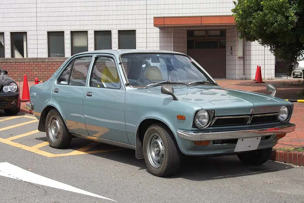 Isuzu I-Mark 1984 · 1.8 L · 4 cylinders · Regular Gasoline · (FFS) · Automatic 3-spd