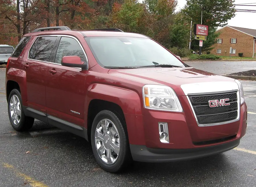 GMC Terrain AWD 2013 · 2.4 L · 4 cylinders · Regular Gasoline · SIDI · Automatic 6-spd · All-Wheel Drive