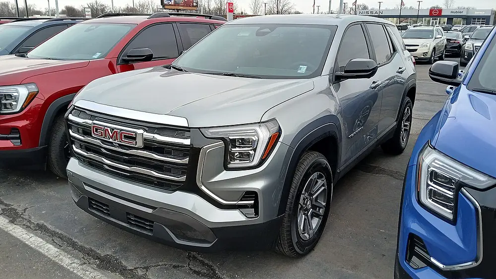 GMC Terrain AWD  Denali/AT4 2026 · 1.5 L · 4 cylinders · Regular Gasoline · SIDI · Automatic 8-spd · All-Wheel Drive