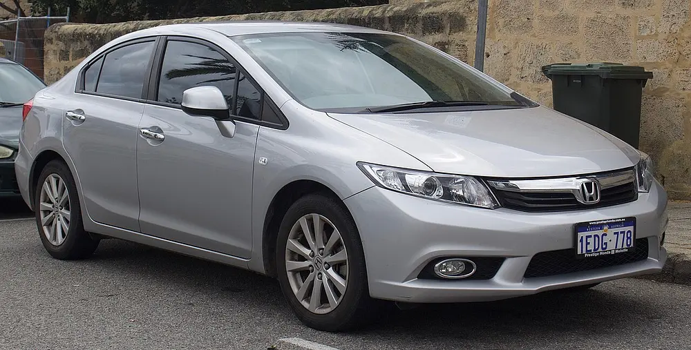 Honda Civic 2011 · 1.8 L · 4 cylinders · Regular Gasoline · Manual 5-spd · Front-Wheel Drive