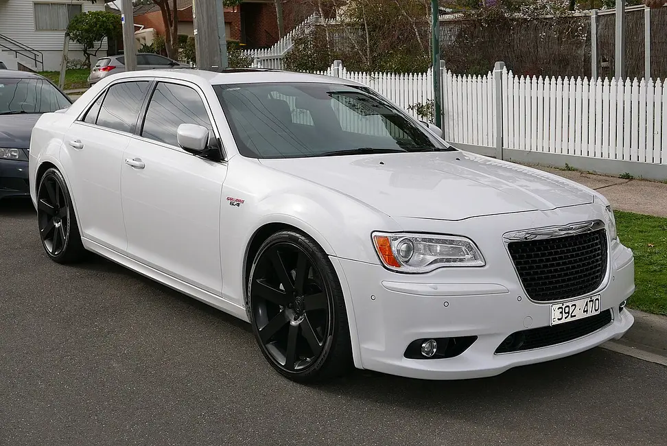 Chrysler 300 2011 · 3.6 L · 6 cylinders · Regular Gasoline · E85 · FFV · FFV · Automatic 5-spd · Rear-Wheel Drive