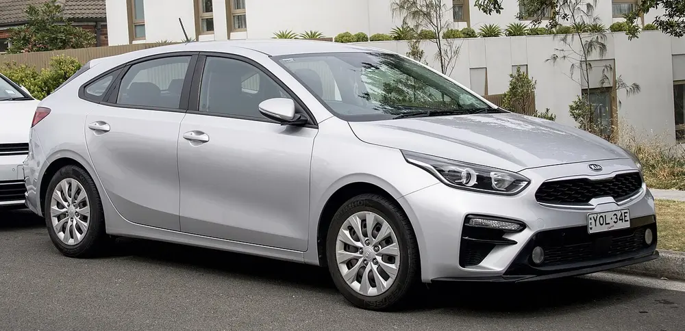 Kia Forte 2019 · 2.0 L · 4 cylinders · Regular Gasoline · Automatic (variable gear ratios) · Front-Wheel Drive