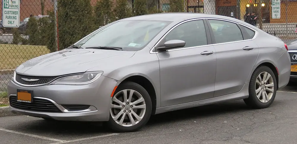 Chrysler 200 2016 · 2.4 L · 4 cylinders · Regular Gasoline · Automatic 9-spd · Front-Wheel Drive