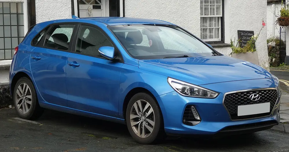 Hyundai Elantra GT 2018 · 2.0 L · 4 cylinders · Regular Gasoline · SIDI · Automatic (S6) · Front-Wheel Drive