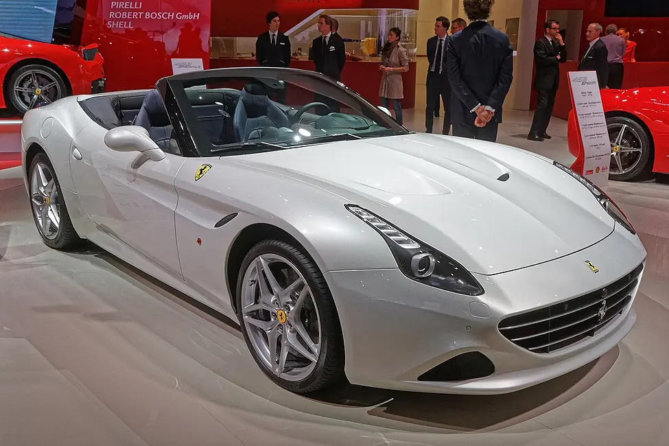 Ferrari California T 2015 · 3.9 L · 8 cylinders · Premium Gasoline · SIDI · Automatic (AM7) · Rear-Wheel Drive