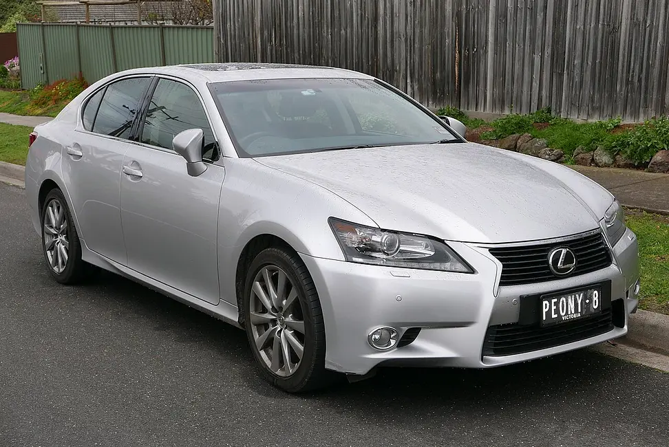 Lexus GS 200t 2016 · 2.0 L · 4 cylinders · Premium Gasoline · SIDI & PFI · Automatic (S8) · Rear-Wheel Drive