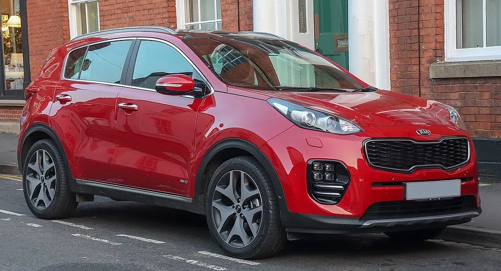 Kia Sportage FE FWD 2017 · 2.4 L · 4 cylinders · Regular Gasoline · SIDI · Automatic (S6) · Front-Wheel Drive
