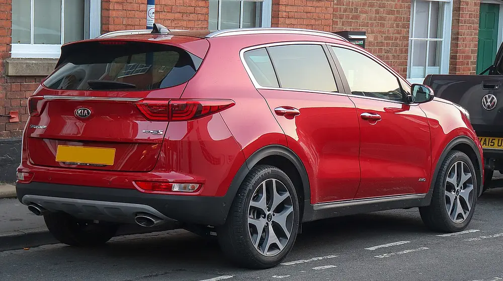 Kia Sportage FE FWD 2019 · 2.4 L · 4 cylinders · Regular Gasoline · SIDI · Automatic (S6) · Front-Wheel Drive