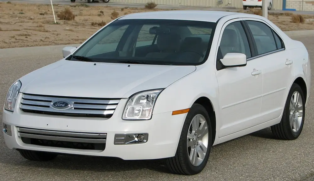 Ford Fusion 2006 · 2.3 L · 4 cylinders · Regular Gasoline · Automatic 5-spd · CLKUP · Front-Wheel Drive