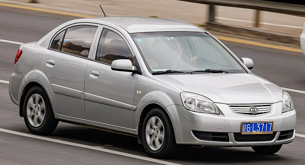 Kia Rio 2010 · 1.6 L · 4 cylinders · Regular Gasoline · Automatic 4-spd · Front-Wheel Drive