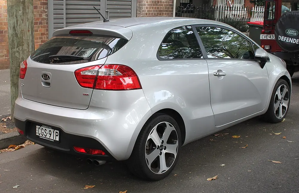 Kia Rio 2012 · 1.6 L · 4 cylinders · Regular Gasoline · SIDI · Automatic 6-spd · Front-Wheel Drive
