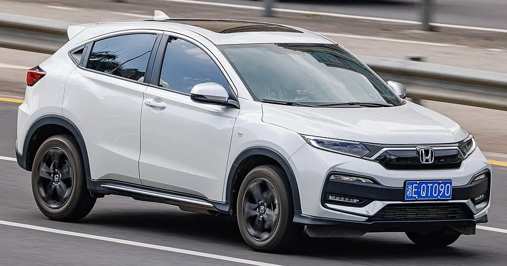 Honda HR-V 2WD 2016 · 1.8 L · 4 cylinders · Regular Gasoline · Manual 6-spd · Front-Wheel Drive