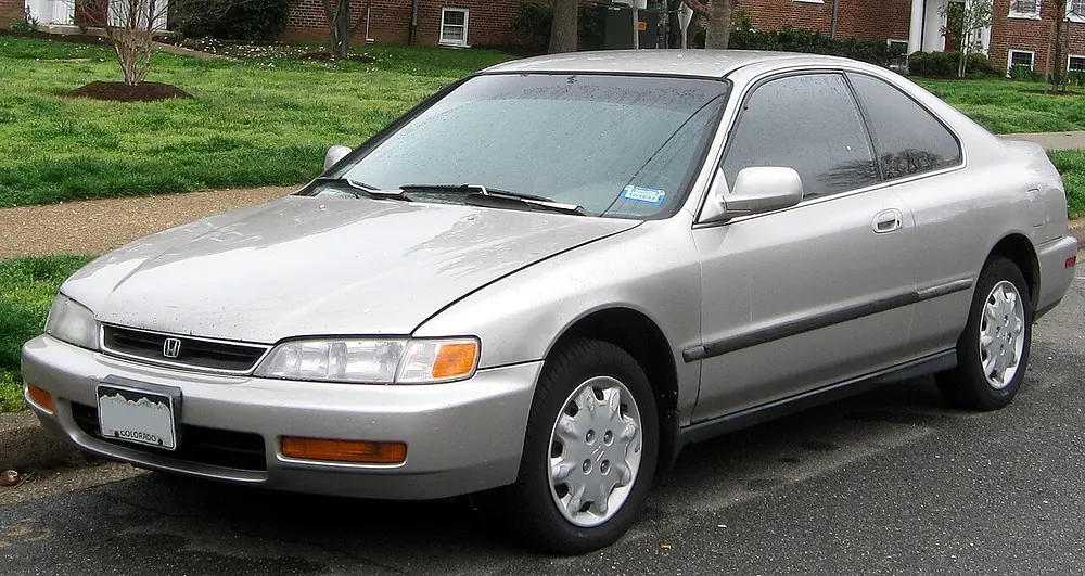 Honda Accord 1994 · 2.2 L · 4 cylinders · Regular Gasoline · (FFS) · Automatic 4-spd · CLKUP · Front-Wheel Drive