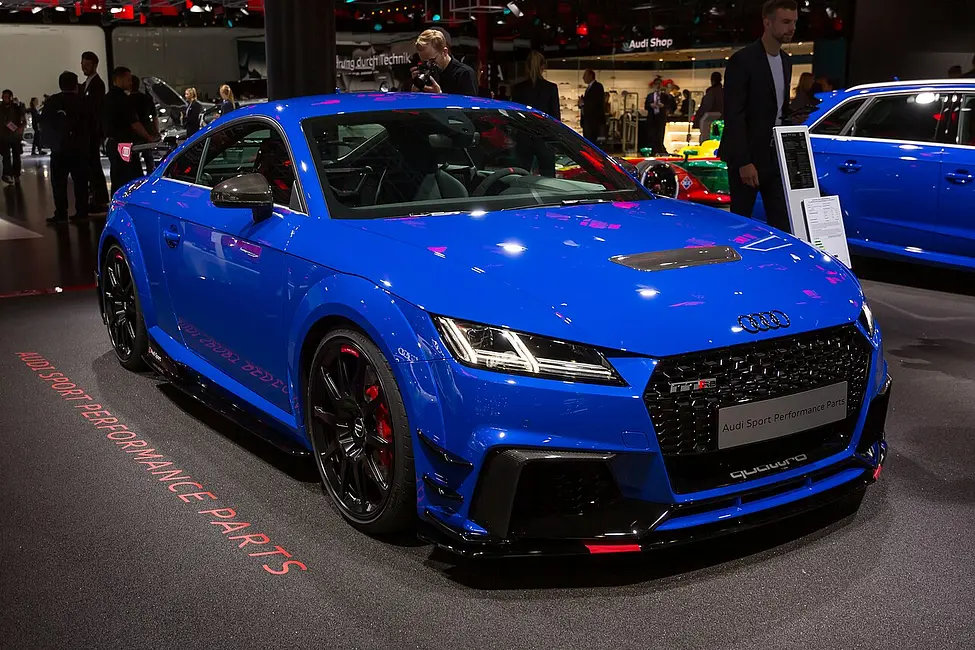 Audi TT Coupe 2023 · 2.0 L · 4 cylinders · Regular Gasoline · SIDI · Automatic (AM-S7) · All-Wheel Drive
