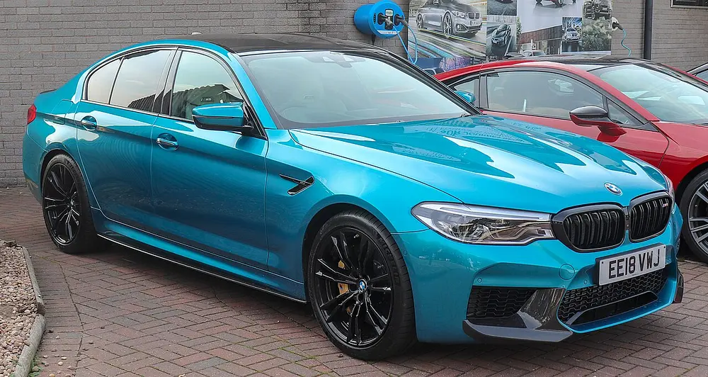BMW M5 2018 · 4.4 L · 8 cylinders · Premium Gasoline · SIDI · Automatic (S8) · All-Wheel Drive