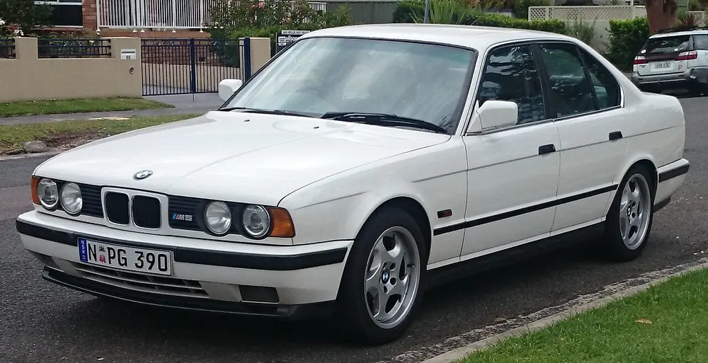 BMW M5 1991 · 3.5 L · 6 cylinders · Premium Gasoline · (GUZZLER)  (FFS) · Manual 5-spd · Rear-Wheel Drive
