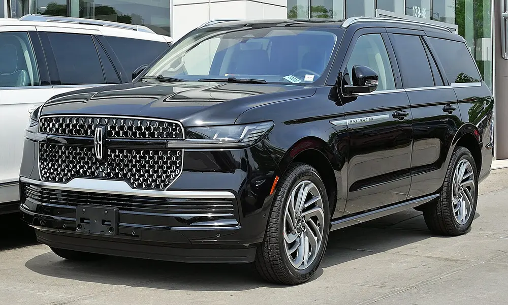 Lincoln Navigator 2WD 2027 · 3.5 L · 6 cylinders · Regular Gasoline · SIDI & PFI · Automatic (S10) · Rear-Wheel Drive