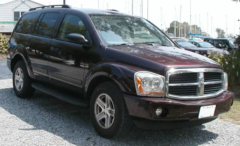 Dodge Durango 2WD 2004 · 3.7 L · 6 cylinders · Regular Gasoline · Automatic 4-spd · CLKUP · Rear-Wheel Drive