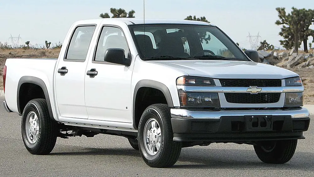 Chevrolet Colorado 2WD 2004 · 2.8 L · 4 cylinders · Regular Gasoline · Automatic 4-spd · CLKUP · Rear-Wheel Drive
