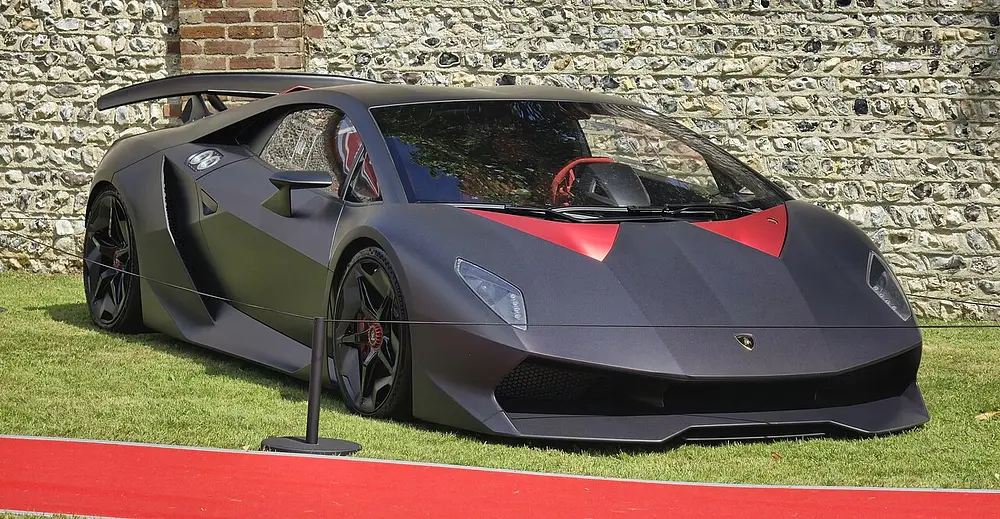 Lamborghini Sesto Elemento