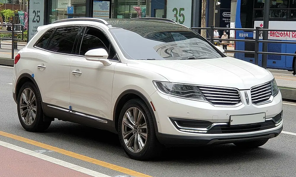 Lincoln MKX FWD 2016 · 3.7 L · 6 cylinders · Regular Gasoline · Automatic (S6) · Front-Wheel Drive