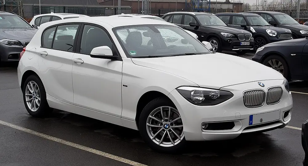 BMW 128i 2012 · 3.0 L · 6 cylinders · Premium Gasoline · Automatic (S6) · Rear-Wheel Drive