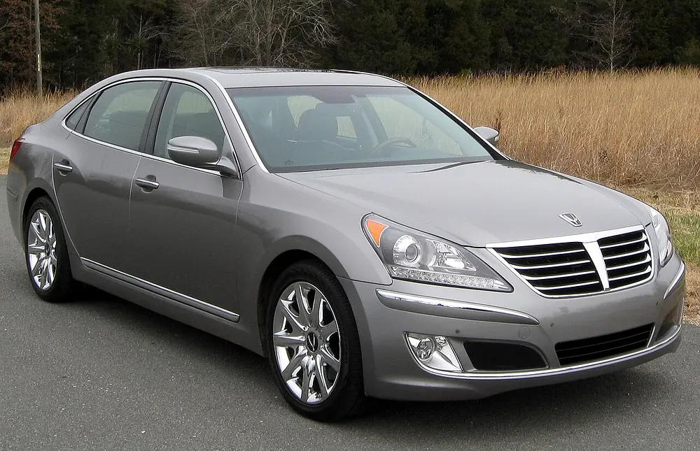 Hyundai Equus 2011 · 4.6 L · 8 cylinders · Premium Gasoline · Automatic 6-spd · Rear-Wheel Drive