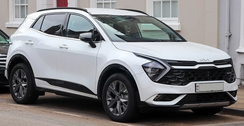 Kia Sportage FWD 2023 · 2.5 L · 4 cylinders · Regular Gasoline · SIDI & PFI · Automatic (S8) · Front-Wheel Drive