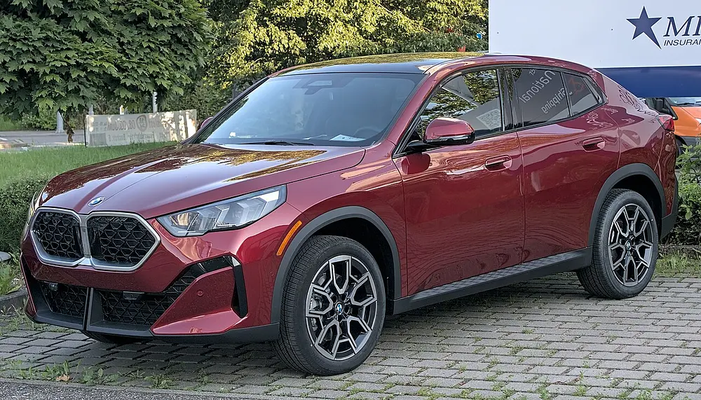 BMW X2 M35i 2024 · 2.0 L · 4 cylinders · Premium Gasoline · SIDI & PFI · Automatic (AM-S7) · All-Wheel Drive
