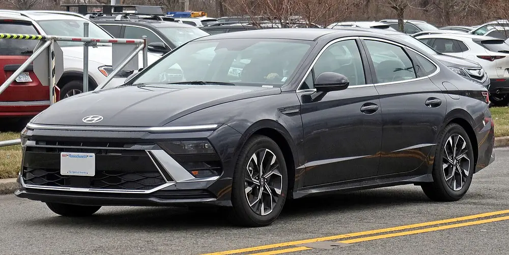 Hyundai Sonata AWD 2024 · 2.5 L · 4 cylinders · Regular Gasoline · SIDI & PFI · Automatic (S8) · All-Wheel Drive