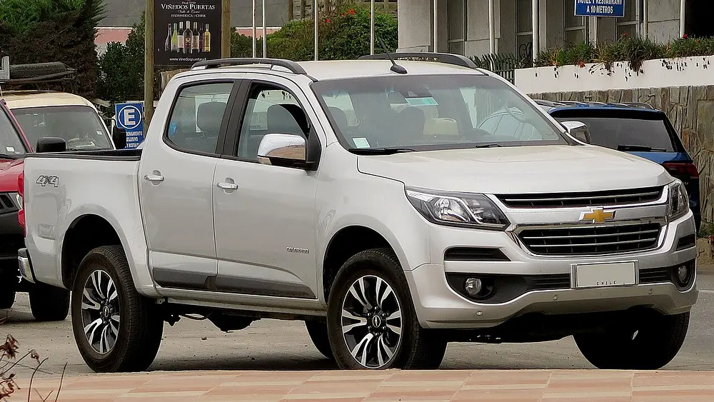 Chevrolet Colorado 2WD 2015 · 3.6 L · 6 cylinders · Regular Gasoline · SIDI · Automatic 6-spd · Rear-Wheel Drive