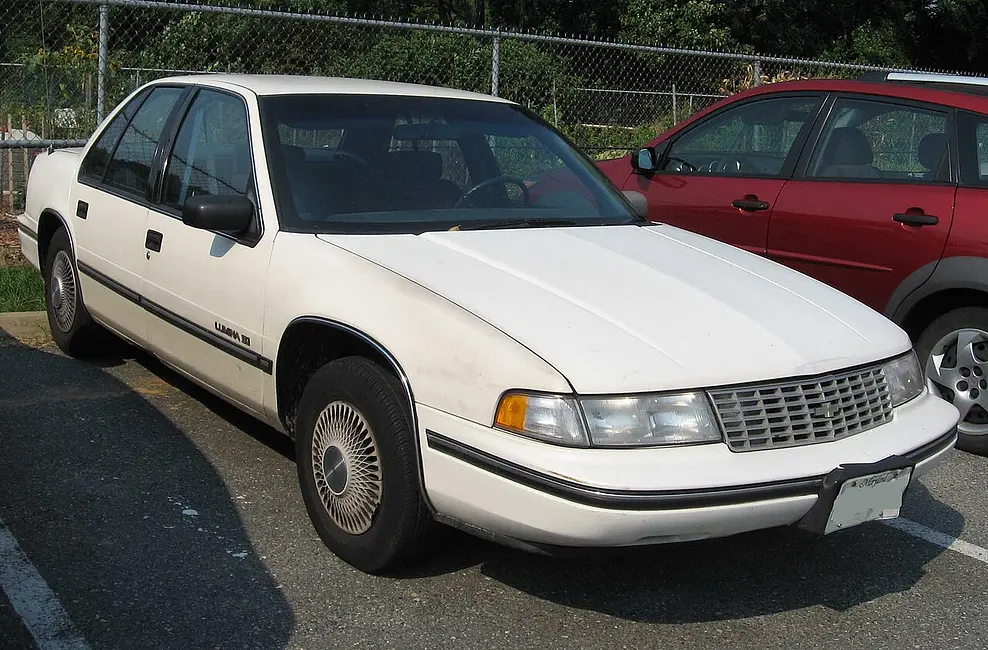 Chevrolet Lumina 1990 · 2.5 L · 4 cylinders · Regular Gasoline · (FFS) · Automatic 3-spd · CLKUP · Front-Wheel Drive