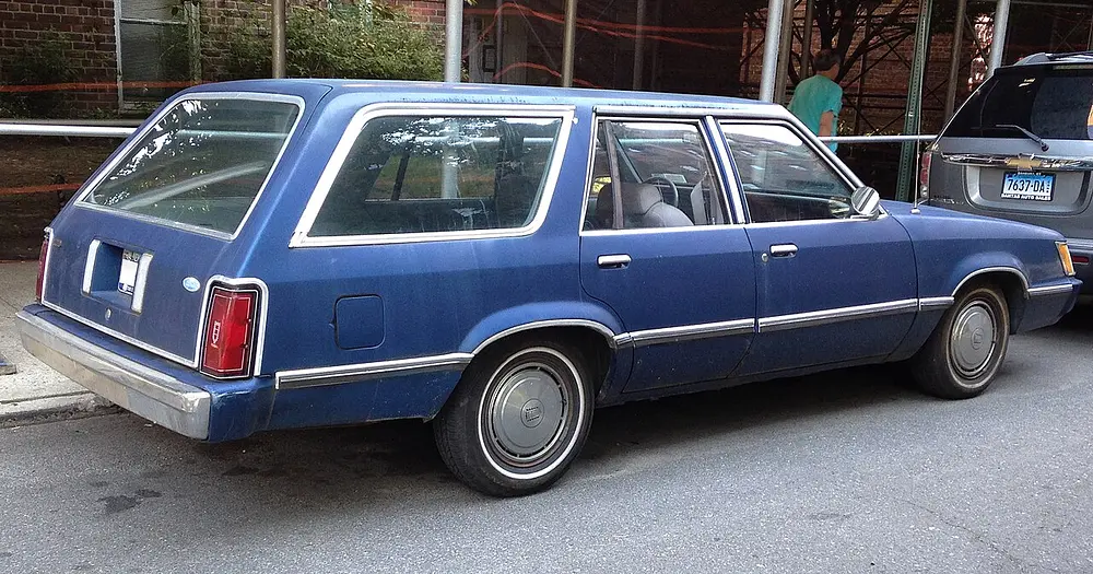 Ford LTD 1985 · 2.3 L · 4 cylinders · Regular Gasoline · (FFS) CA model · Automatic 3-spd · Rear-Wheel Drive