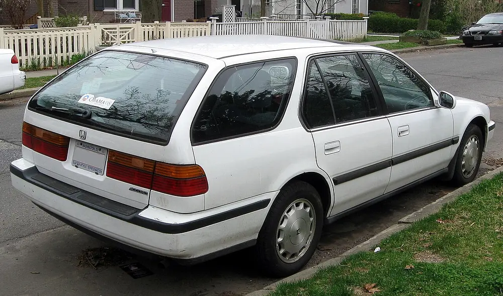Honda Accord Wagon 1993 · 2.2 L · 4 cylinders · Regular Gasoline · (FFS) · Automatic 4-spd · CLKUP · Front-Wheel Drive