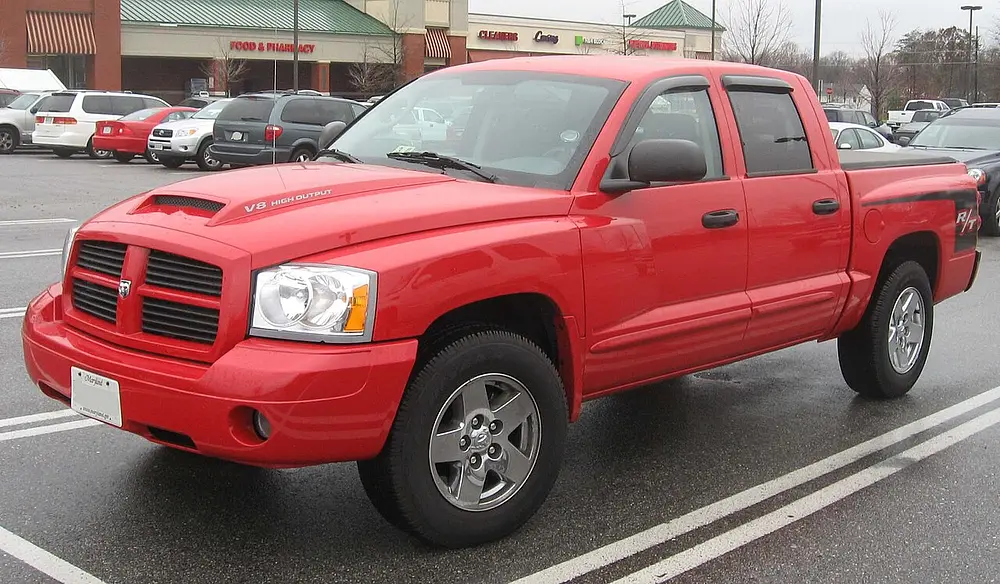 Dodge Dakota Pickup 2WD 2005 · 3.7 L · 6 cylinders · Regular Gasoline · Automatic 4-spd · CLKUP · Rear-Wheel Drive
