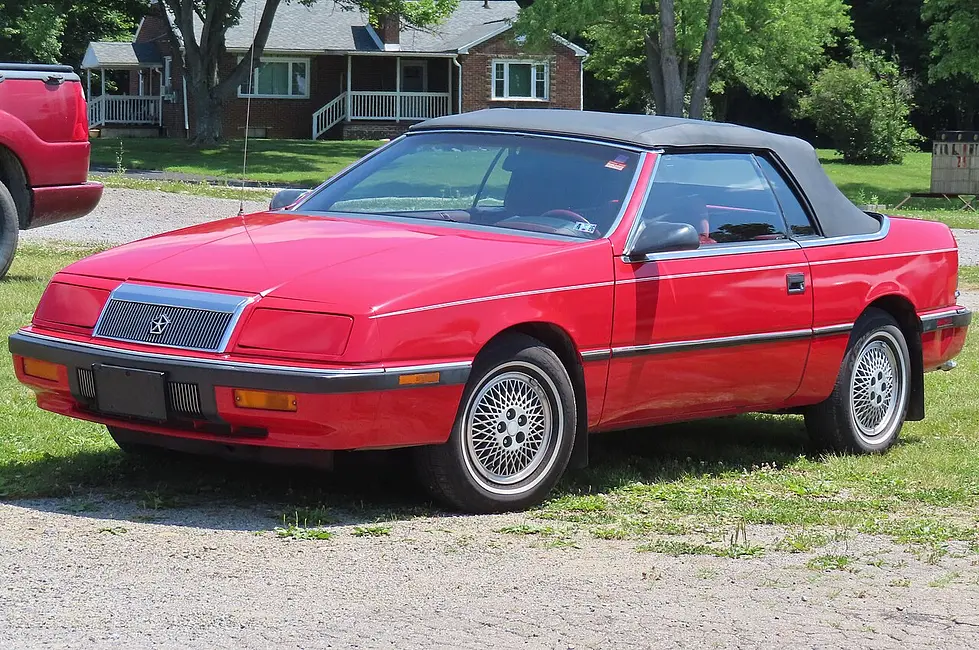 Chrysler LeBaron 1989 · 2.2 L · 4 cylinders · Premium Gasoline · (FFS,TRBO) · Manual 5-spd · Front-Wheel Drive