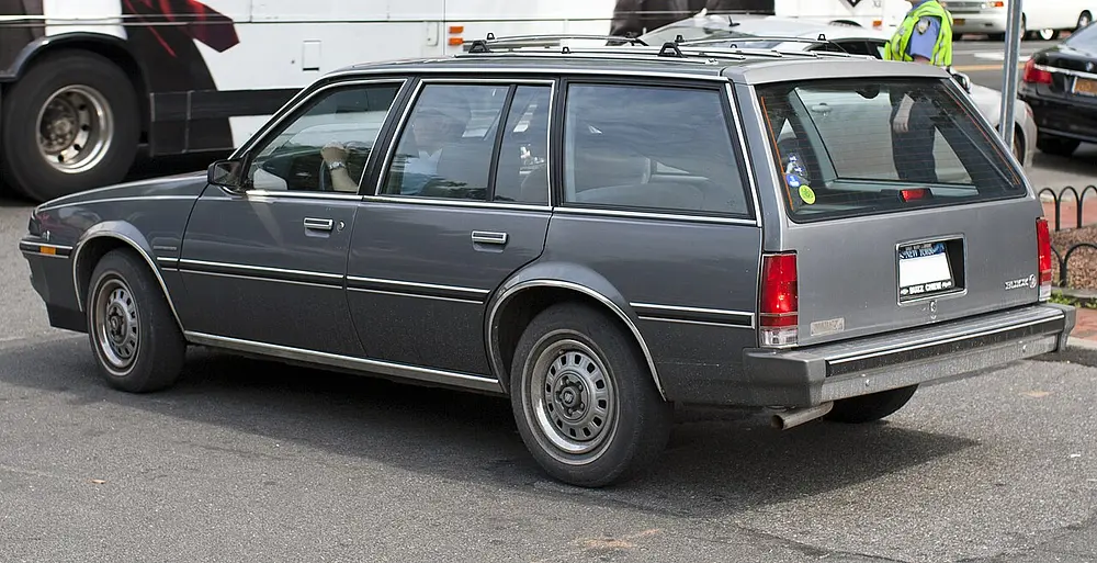 Buick Skyhawk Wagon 1985 · 2.0 L · 4 cylinders · Regular Gasoline · (FFS) CA model · Automatic 3-spd · Front-Wheel Drive