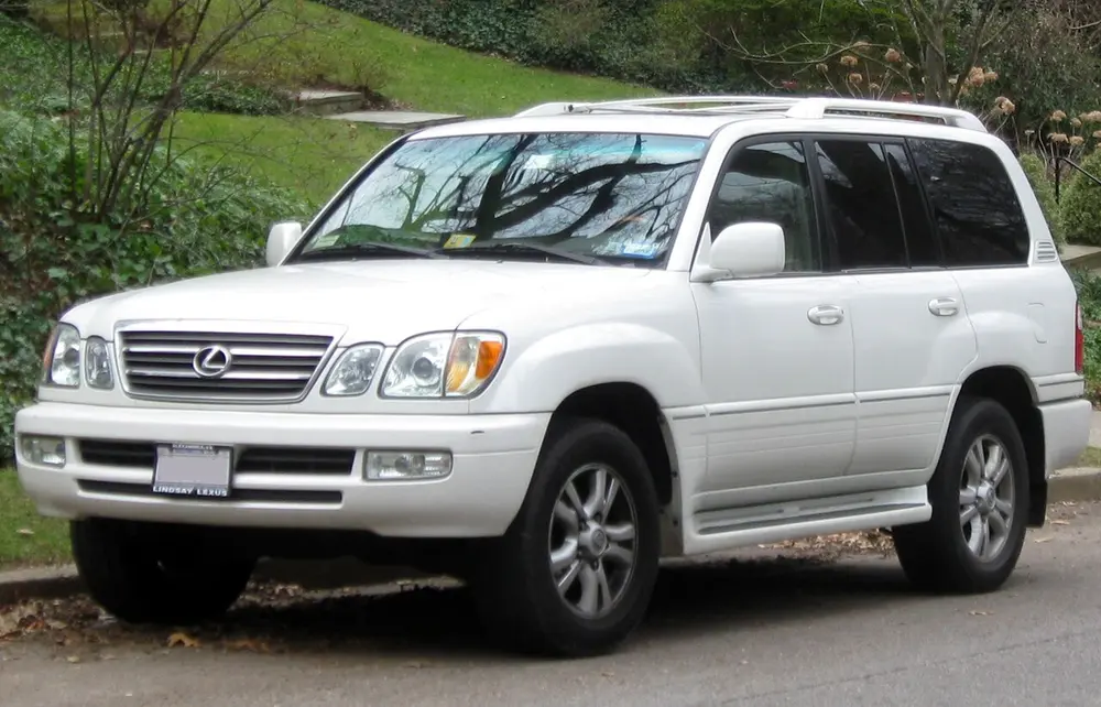 Lexus LX 470 2002 · 4.7 L · 8 cylinders · Regular Gasoline · Automatic 4-spd · 2MODE CLKUP · 4-Wheel or All-Wheel Drive