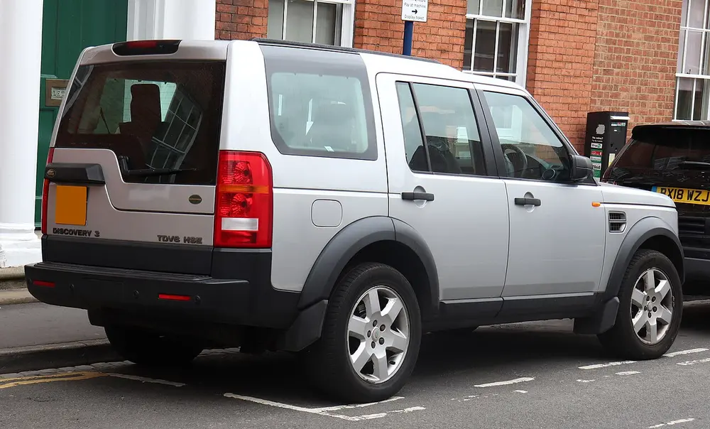 Land Rover Discovery Series II 2004 · 4.6 L · 8 cylinders · Premium Gasoline · Automatic 4-spd · CLKUP · 4-Wheel or All-Wheel Drive