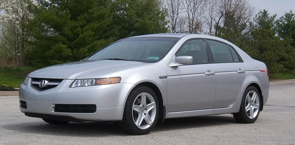 Acura TL 2004 · 3.2 L · 6 cylinders · Premium Gasoline · SOHC · Manual 6-spd · Front-Wheel Drive