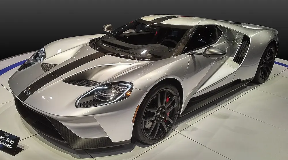 Ford GT 2017 · 3.5 L · 6 cylinders · Premium Gasoline · SIDI & PFI · Automatic (AM7) · Rear-Wheel Drive