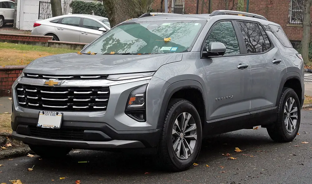 Chevrolet Equinox FWD 2025 · 1.5 L · 4 cylinders · Regular Gasoline · SIDI · Automatic (variable gear ratios) · Front-Wheel Drive