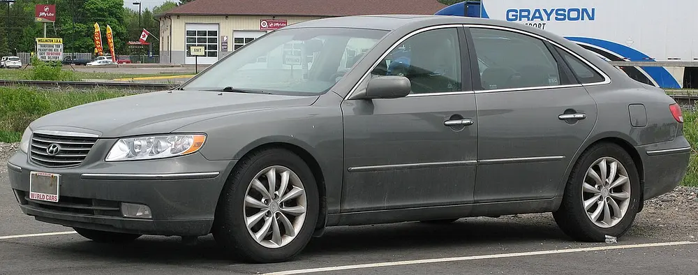 Hyundai Azera 2006 · 3.8 L · 6 cylinders · Regular Gasoline · V6 · Automatic 5-spd · 2MODE CLKUP · Front-Wheel Drive