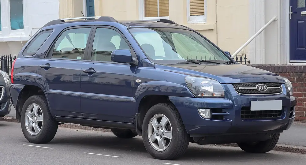 Kia Sportage 2WD 2005 · 2.0 L · 4 cylinders · Regular Gasoline · Automatic 4-spd · 2MODE CLKUP · Front-Wheel Drive