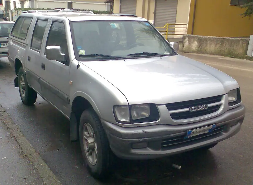 Isuzu Pickup 2WD 1993 · 2.3 L · 4 cylinders · Regular Gasoline · (FFS) · Manual 5-spd · Rear-Wheel Drive