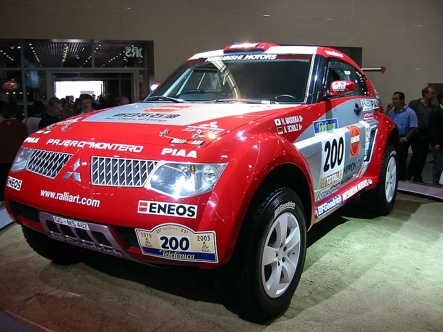 Mitsubishi Motors Mitsubishi Pajero Evolution
