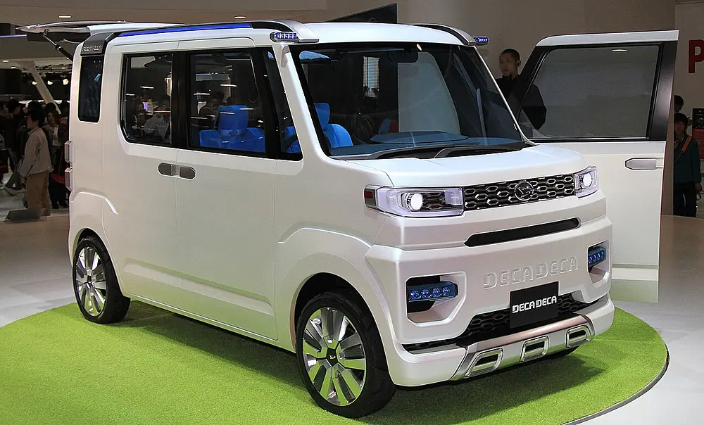 Unknown manufacturer Daihatsu Deca Deca (2013)