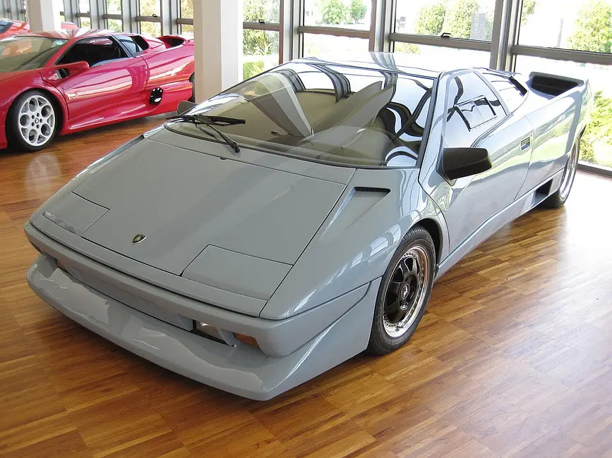 Constructeur inconnu Lamborghini P132